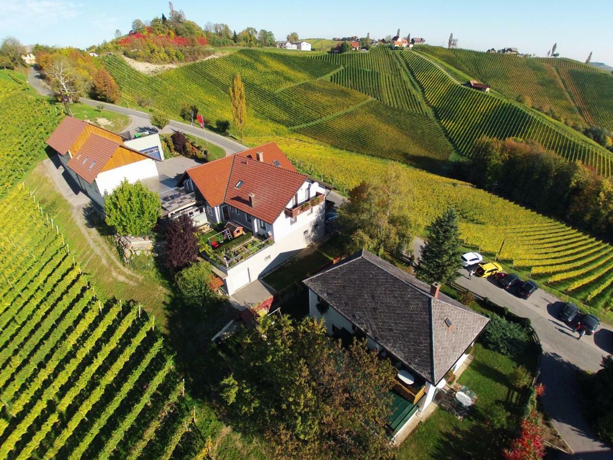 Familienweingut Oberer Germuth Hotel Leutschach Eksteriør billede